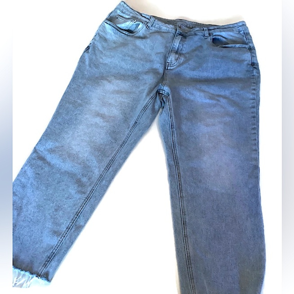 Shein Women Faded High Waisted Mom Jeans Size 2XL